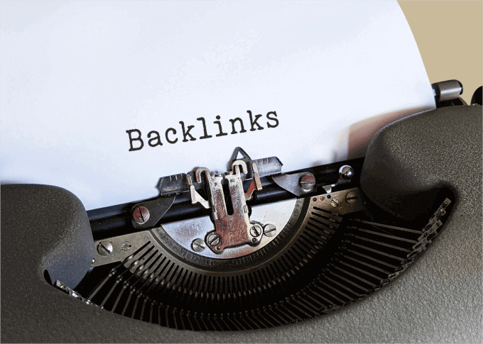 The word 'Backlinks' on a typewriter