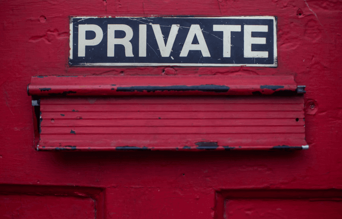 The word 'Private' on a mail box